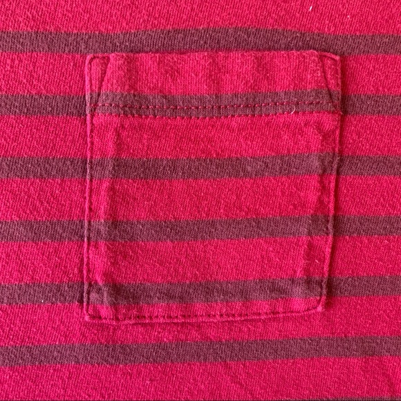 Long sleeve tee with a small pocket - Picture 3 of 5